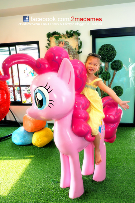 Pipo Pony Club Pattaya, ปีโป้ โพนี่ คลับ, ฟาร์มม้าแคระ พัทยา, ที่เที่ยวใหม่ 2014, สถานที่ท่องเที่ยวสำหรับครอบครัว, รีวิว, review, pantip