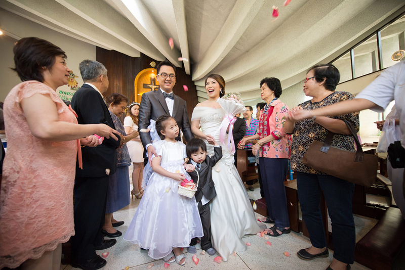 รีวิวแต่งงานในโบสถ์, รีวิวการแต่งงาน, Room Wedding Studio, Forzanu Foto, P-Makeup by LookPla, Bridesmaid Thailand, Thesixthfloor Wedding, pantip